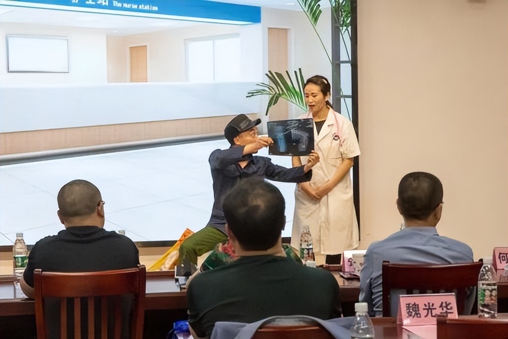 射洪市中医院科普演讲比赛决赛暨表扬大会圆满举办