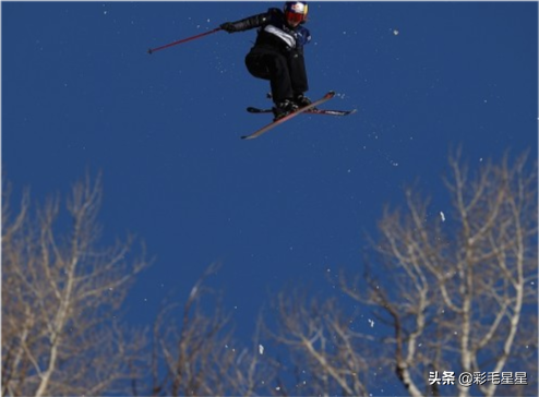 滑雪世界杯完整回放谷爱凌(18岁的中国冰雪小将谷爱凌首次在大跳台世界杯上夺冠)