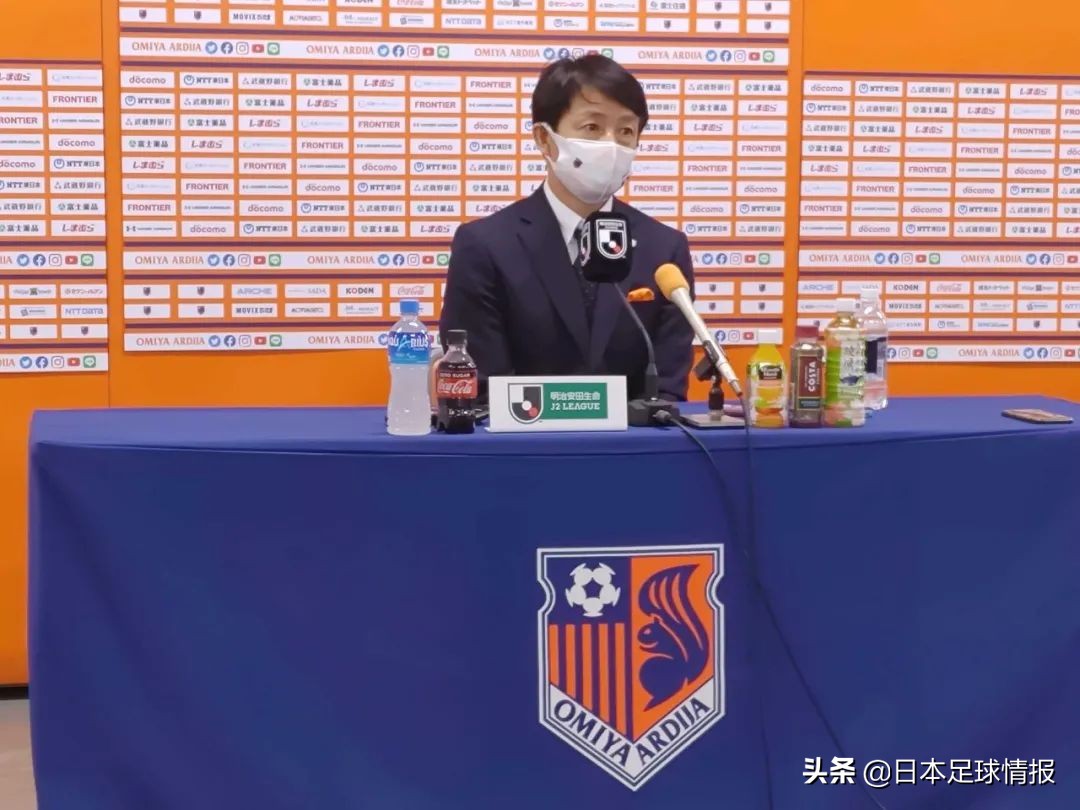 大宫松鼠战绩不佳（高层失策教练背锅！大宫松鼠俯冲降级区）