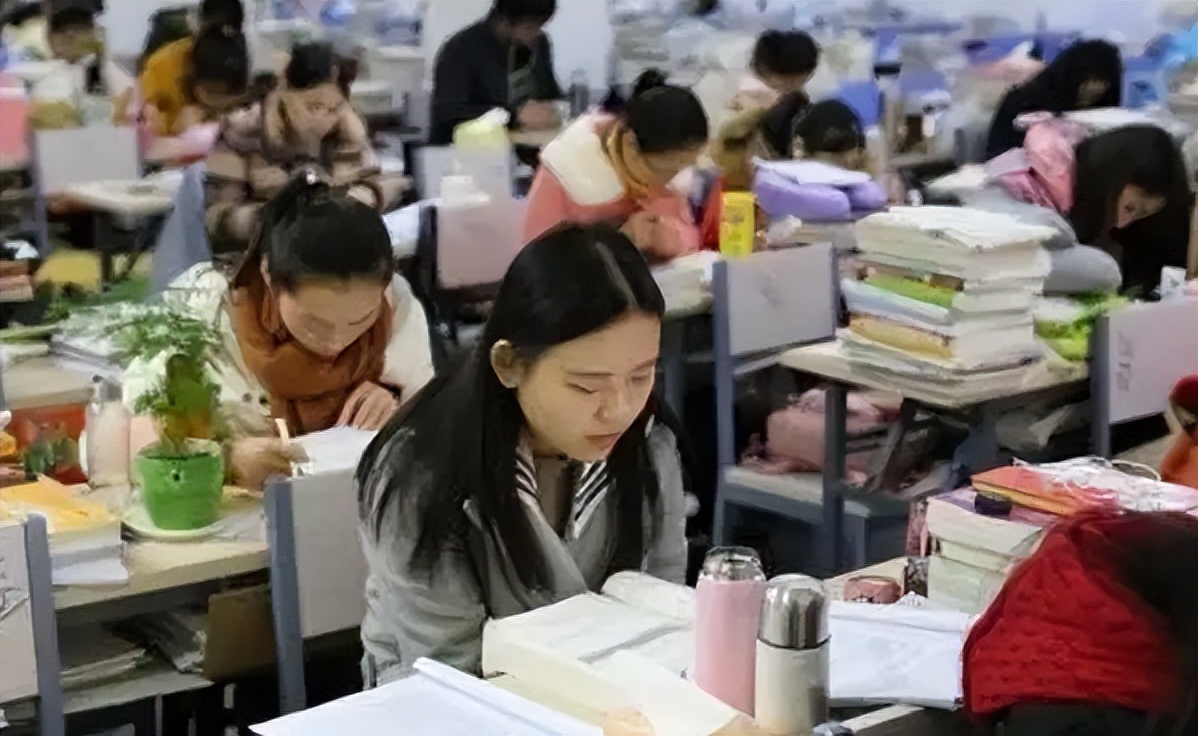 同样是挂科，大一挂科和大三挂科影响却天差地别，学生要心中有数