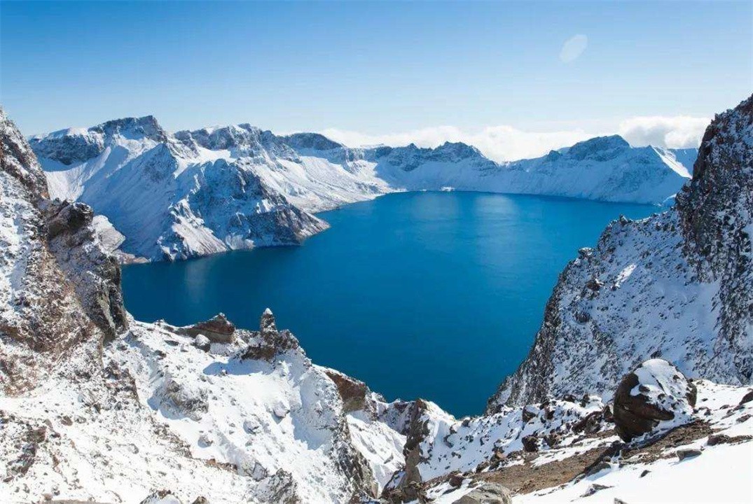 乌兰哈达火山是活火山(中国境内的十大火山，很多人其实就住在“超级火山”旁边)