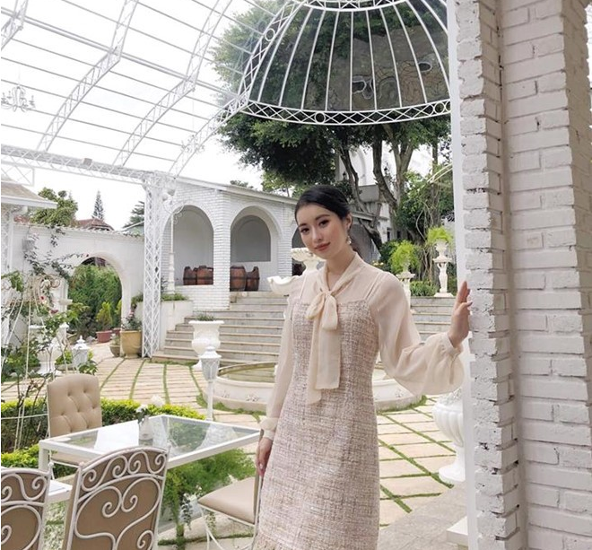 2017年，与马云对话的越南大学校花吴庆玲，如今已毕业考虑从商