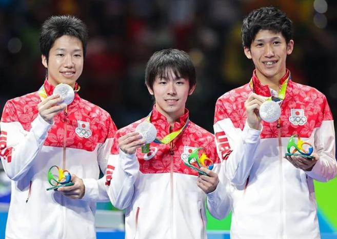 东京奥运会日本拿了哪些冠军（日本世界冠军大获全胜！吉村真晴连赢3场不败，未受出轨丑闻影响）