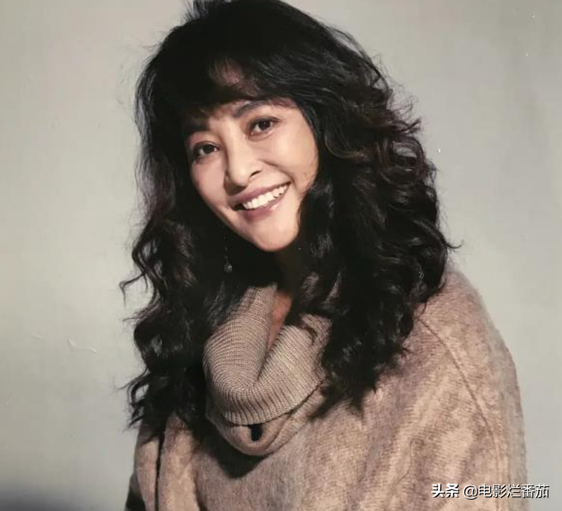 老戏骨火出圈，李勤勤在《亲爱的小孩》中的表演，凭什么这么豪横