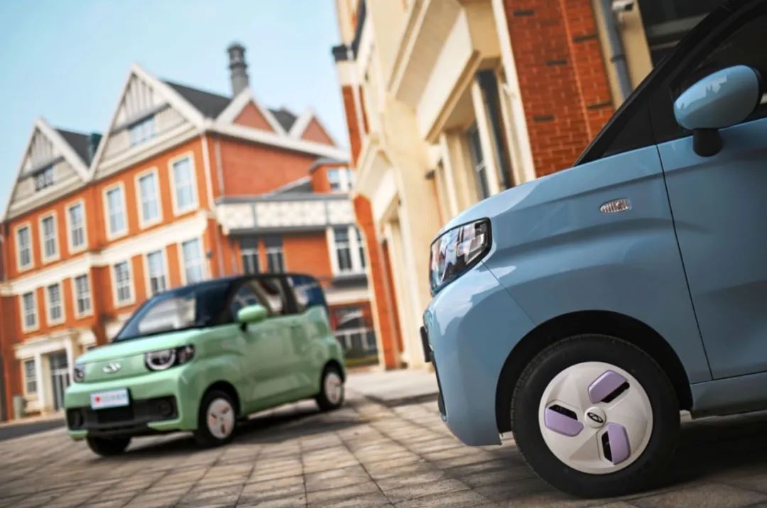 对比MINIEV，5万块的奇瑞QQ冰淇淋，味道如何？