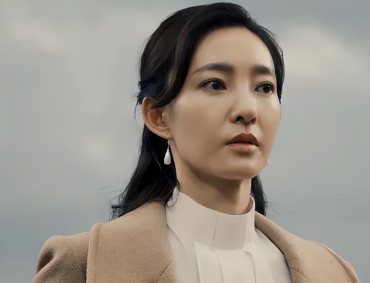 《无间》面瘫脸"女特工"王丽坤:求放过观众吧!