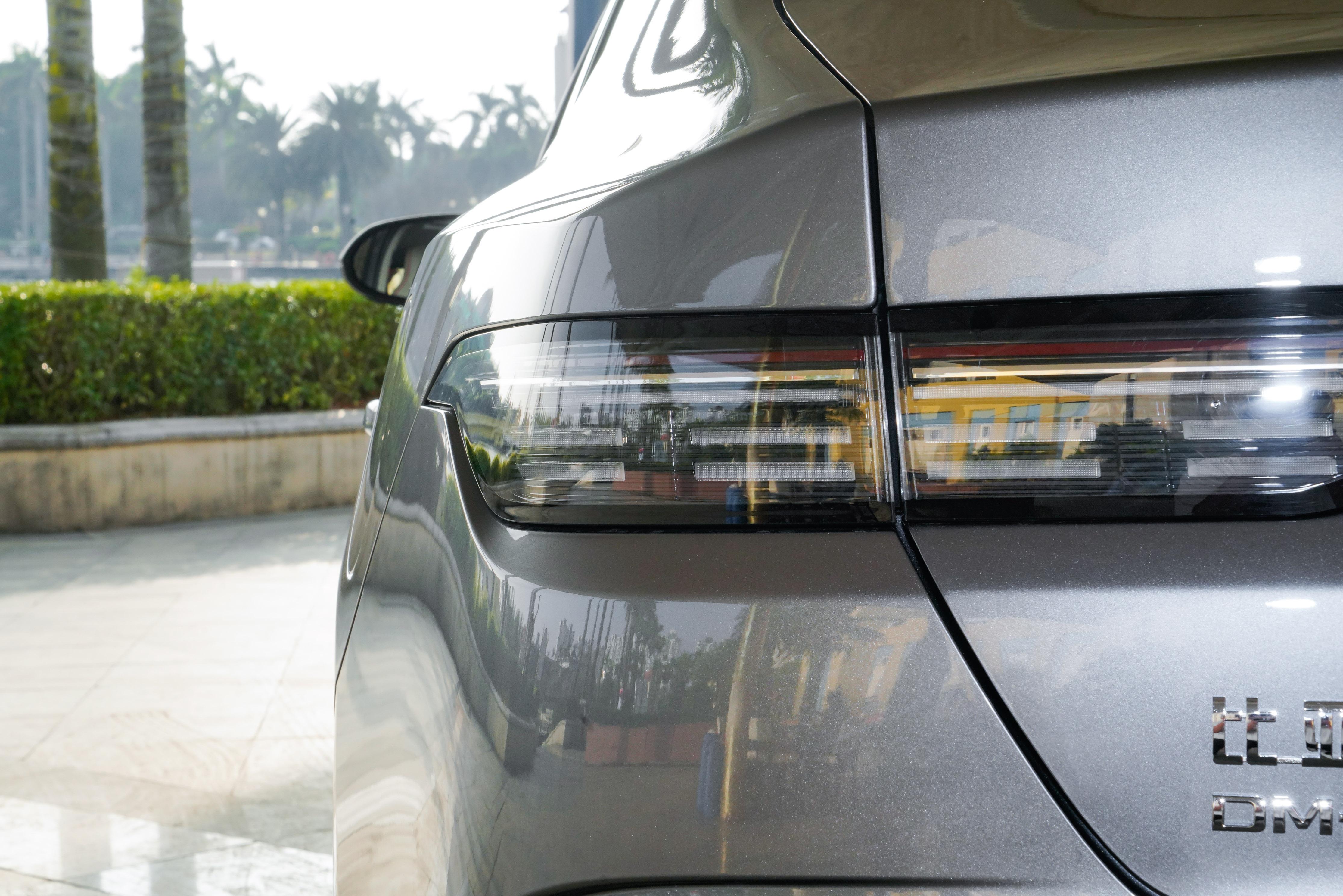 新车|“军舰”系列登场，比亚迪驱逐舰05正式上市，售11.98万元起