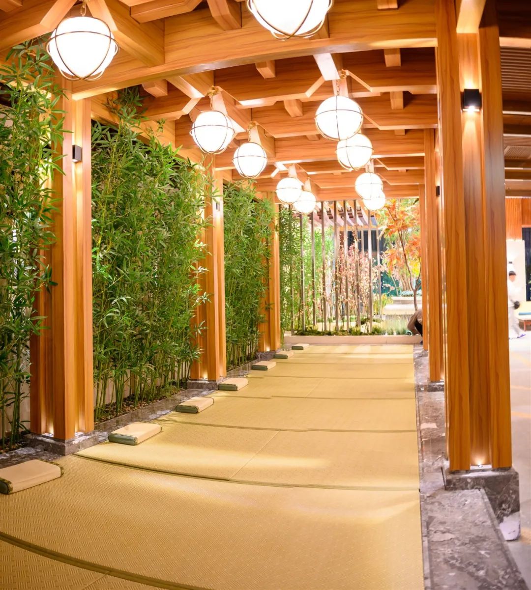 河南香水皇宫假日酒店(河南香水皇宫假日酒店 概况)