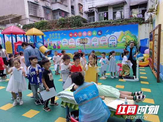 托起明天的“太阳” 永定区永定街道社区卫生服务中心深入托幼机构开展儿童健康体检