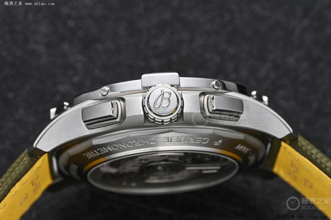 硬汉感绿表，这枚百年灵不能错过