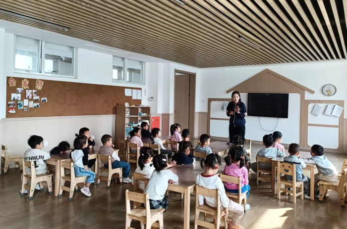 滨州经济技术开发区爱堡幼儿园开展防震应急疏散演练