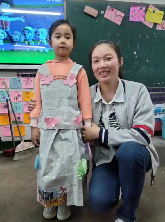 献身幼教花开无限