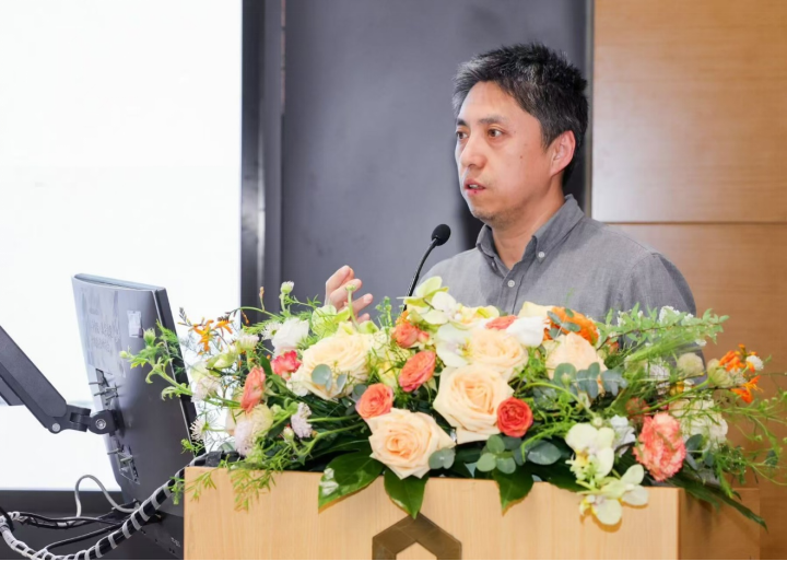 具身智能变身“硅基文物卫士”  业内：机器人处理非标场景效率更高
