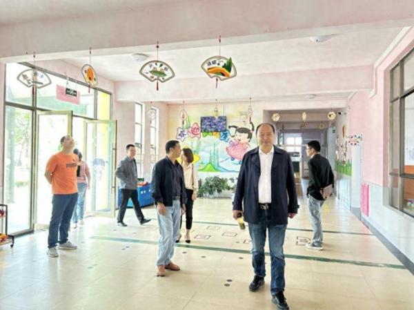 潜山市黄泥中心幼儿园迎接市督评组开展办园行为督导评估工作