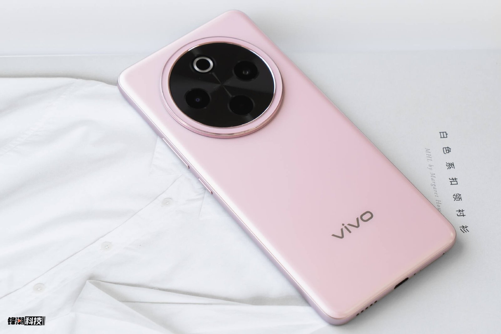 不仅续航优秀，vivo Y300 Pro+还有不错的外观设计