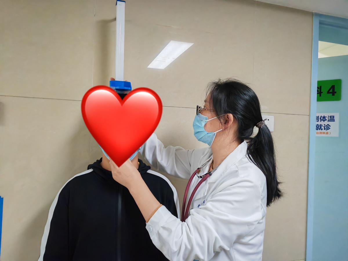 10岁女孩只有1米24?儿科专家提醒:别错过这个干预窗口期!