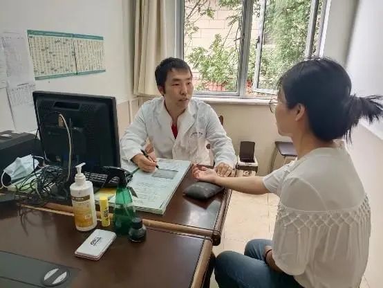 “串雅堂”民间中医特色诊疗技术推广平台:内服方药治疗**病、湿疹病、瘾疹病
