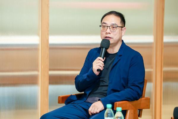 国华携手达闼成立港仔机器人 拟打造具身智能人形机器人产业引领者