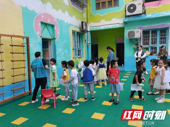 托起明天的“太阳” 永定区永定街道社区卫生服务中心深入托幼机构开展儿童健康体检