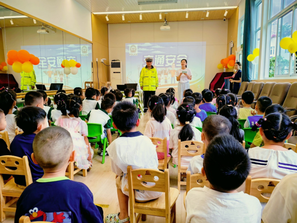初秋相逢 “幼”见成长 成都市锦江区北顺街幼儿园迎来开学日