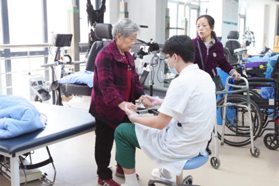成都市龙泉驿区:以全人群、全周期为目标 打通残疾人康复“最后一公里”