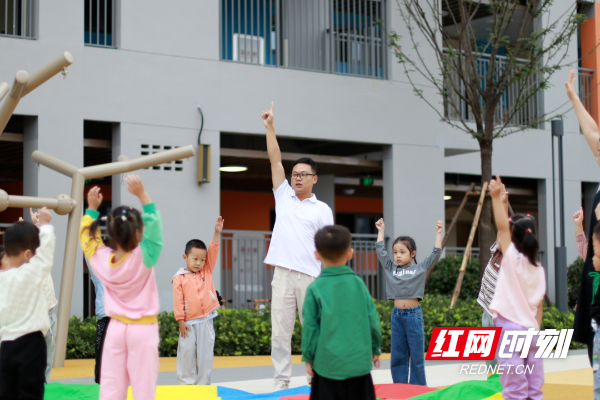 满“新”欢喜的相见 株洲市幼儿园(中海园)萌娃入园啦