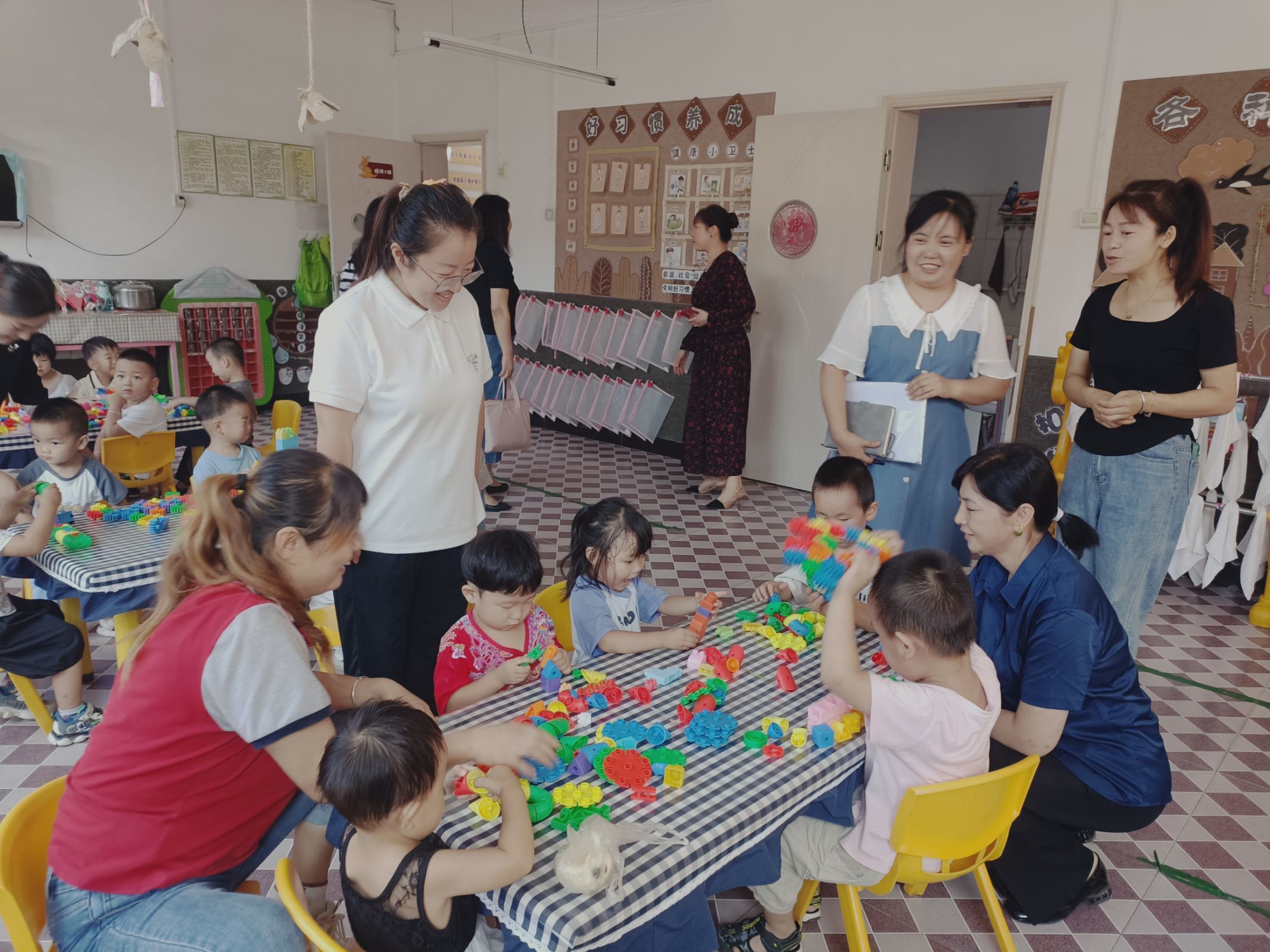 灞桥区狄寨二幼“名校+”共同体9月份规范办园检查