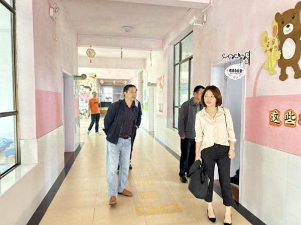 潜山市黄泥中心幼儿园迎接市督评组开展办园行为督导评估工作