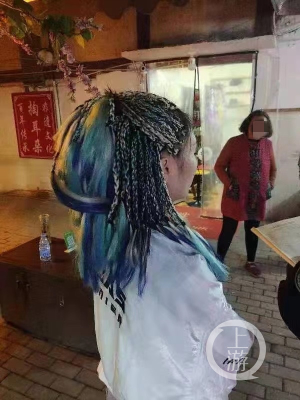 女生编一次脏辫需要多少钱（接一个脏辫大概多少钱）