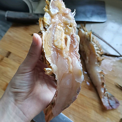 小青龙虾做法（教你做零失败芝士焗小青龙）