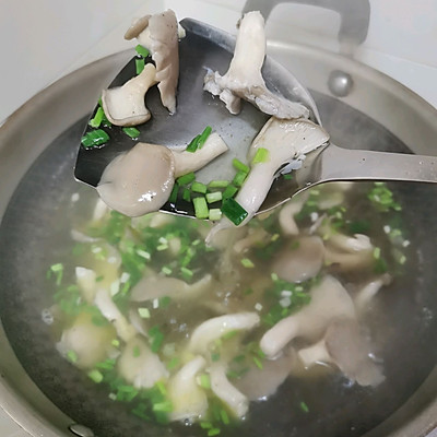 蘑菇湯的做法,蘑菇湯的做法大全家常菜