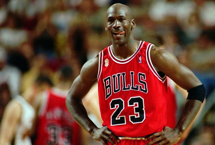 nba有哪些球员打过球（球员人数、身高、年龄平均值！看NBA75年来的变化）