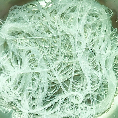 蒜蓉淸蒸大龙虾怎么做（蒜蓉粉丝蒸波士顿龙虾教程）