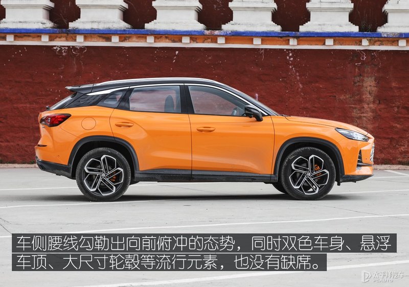 这台MG不仅好看，自驾川西也没高反，1.5T+CVT在高原游刃有余