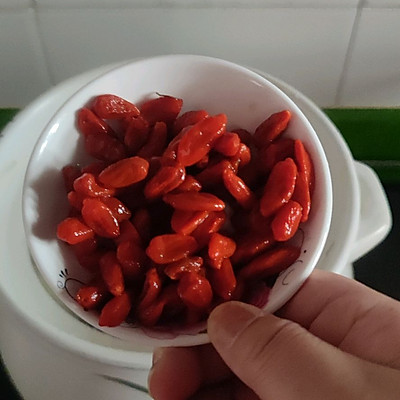 冰糖燉雪梨的做法,冰糖燉雪梨的做法和步驟