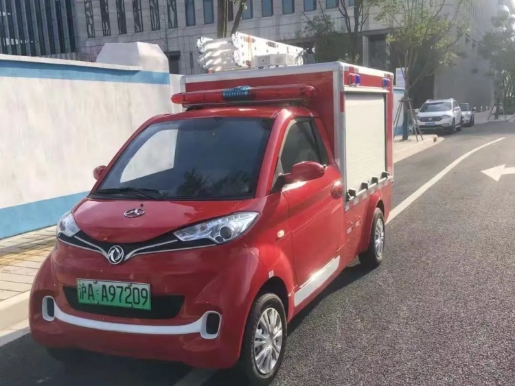 南码头的这辆迷你消防车,你见过吗?