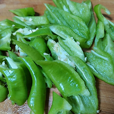 青椒炒肉的做法,青椒炒肉的做法步驟