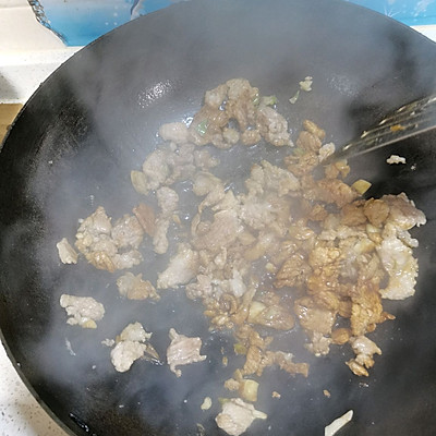 青椒炒肉的做法,青椒炒肉的做法步骤