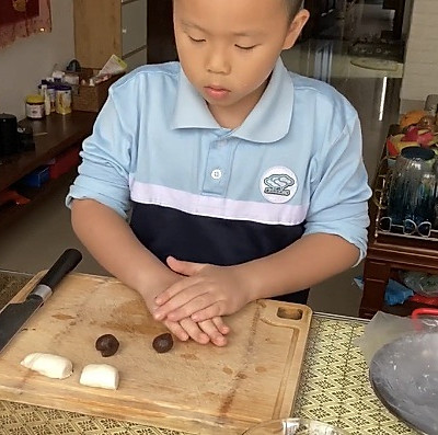 酥红豆的做法（10个步骤做出好吃的酥红豆）