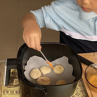 酥红豆的做法（10个步骤做出好吃的酥红豆）