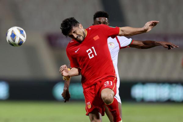 2022世界杯中国b组（足球｜世预赛12强赛：中国队对阵阿曼队）