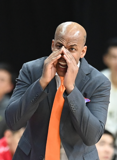 cba排名2021最新排名（CBA第一阶段总结：辽宁领跑广东第二，北京双雄排名中游）