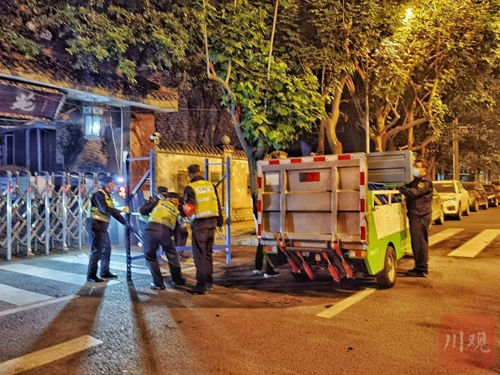 成都理工大学宿舍解封！还有成都这个小区！