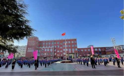 濟(jì)源北海馬寨小學(xué):“雙減”下的最美大課間(圖2) 濟(jì)源北海馬寨小學(xué):“雙減”下的最美大課間(圖2)