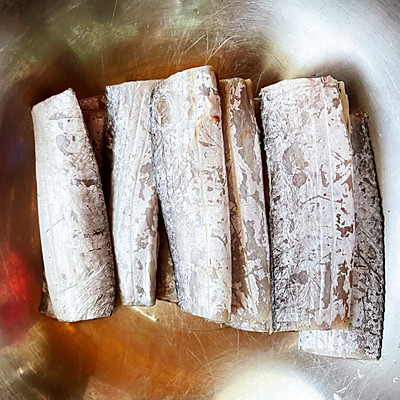 怎樣炸帶魚,怎樣炸帶魚塊好吃又簡單