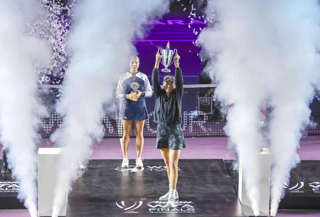 2021wta年终总决赛(WTA赛季收官 穆古拉扎首夺年终总决赛冠军)