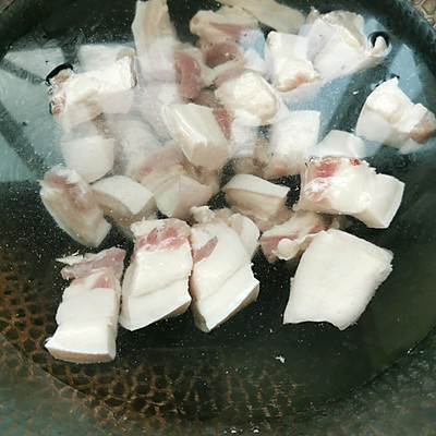 肉加馍的肉的做法（美味的肉夹馍里的肉的秘籍分享）