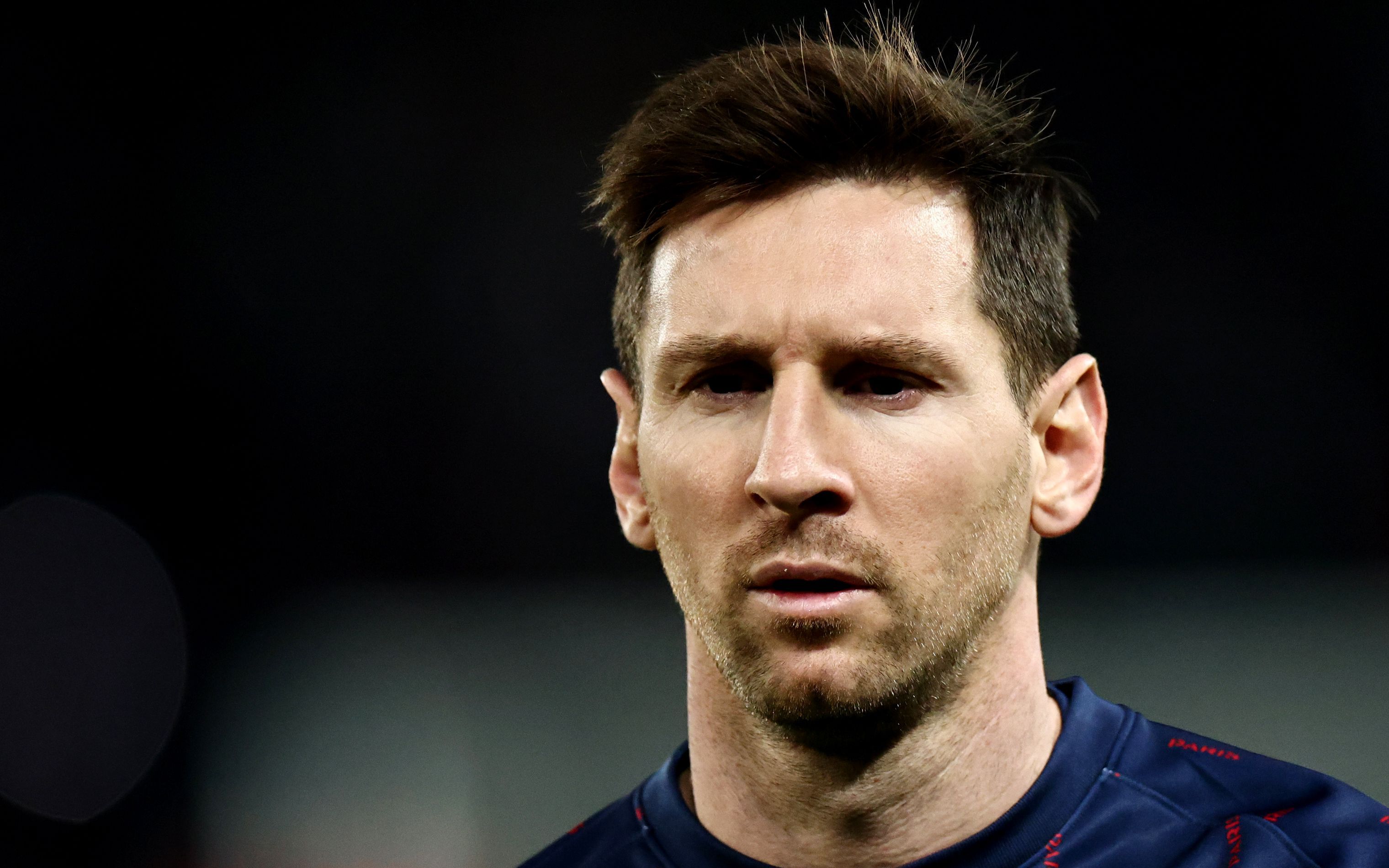 欧冠比赛梅西在哪个球队(第6次代表大巴黎出战联赛,梅西终于收获法甲