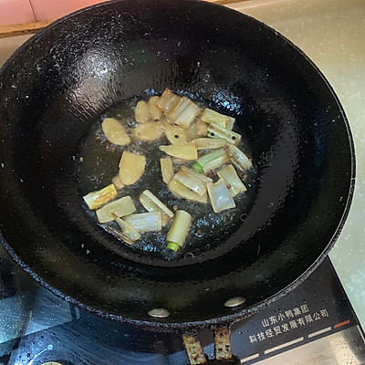 海鲫鱼怎么做好吃（酱焖海鲫鱼的用料和烹饪教程）