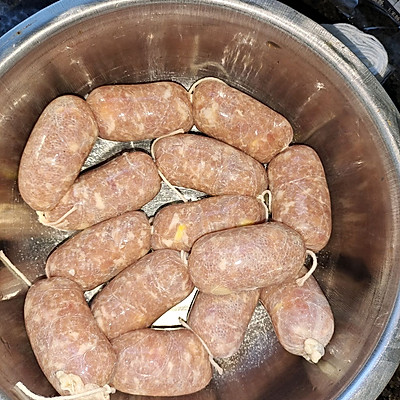 自制烤肠（自制烤肠这样做比红烧肉好吃10倍）